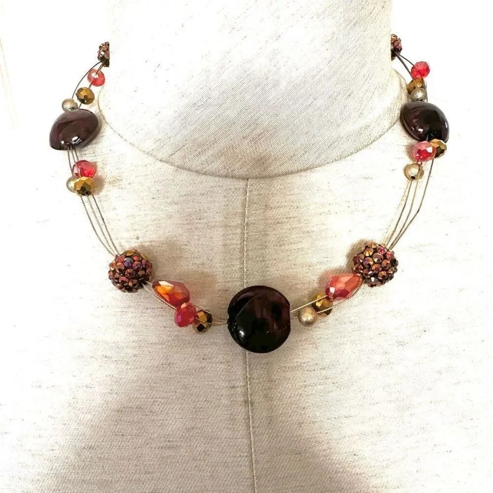 Beaded wire necklace